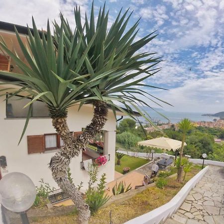 Villa Grazia لا سبيتسْيا المظهر الخارجي الصورة